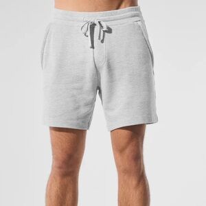 Alo Yoga Chill Short - Athletic Heather Grey